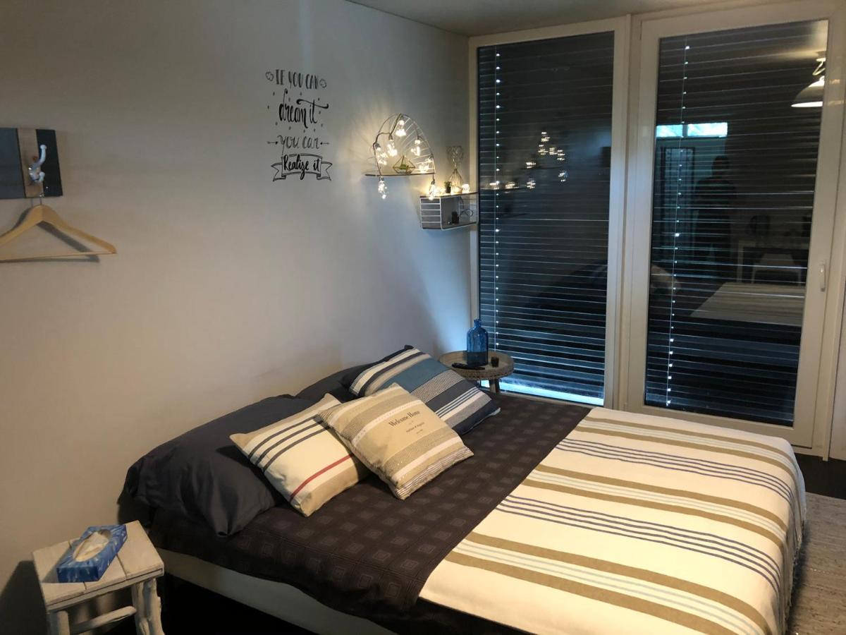 Morat Gaste Zimmer Luaran gambar