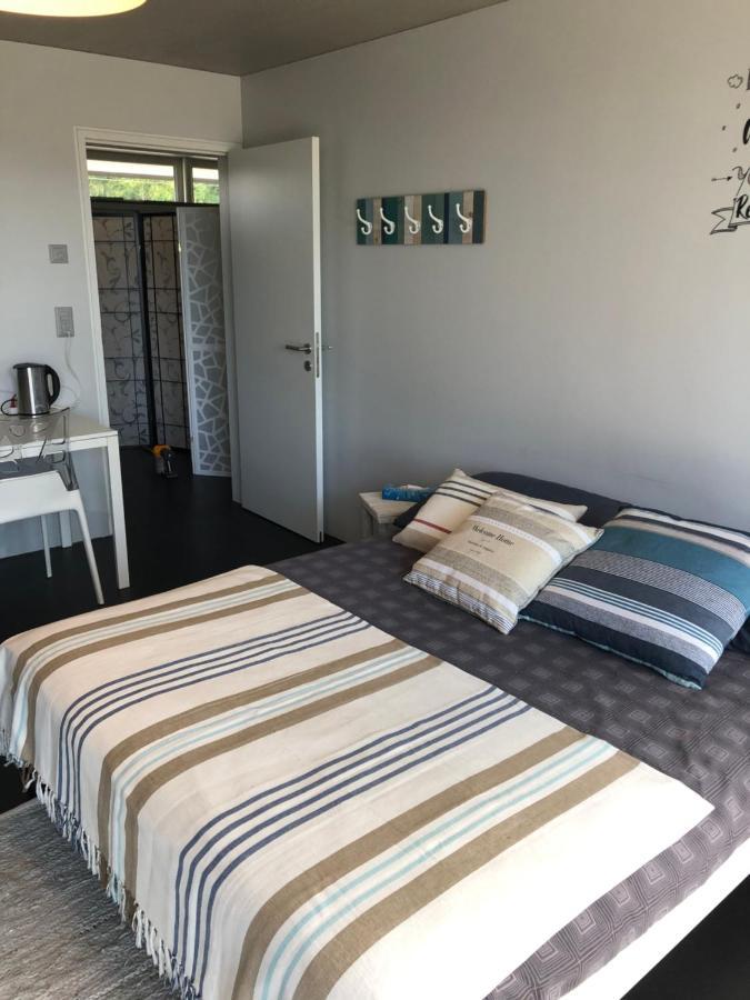 Morat Gaste Zimmer Luaran gambar
